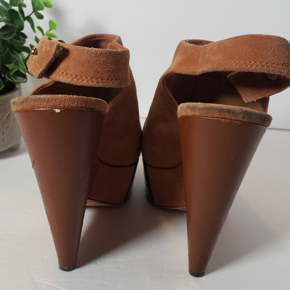 L.A.M.B. Tan Leather Wegde Booties, Size 7 - Picture 5 of 8
